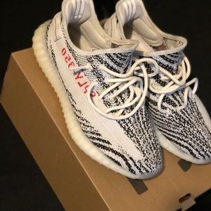 Yeezy Boost 350 size 9
